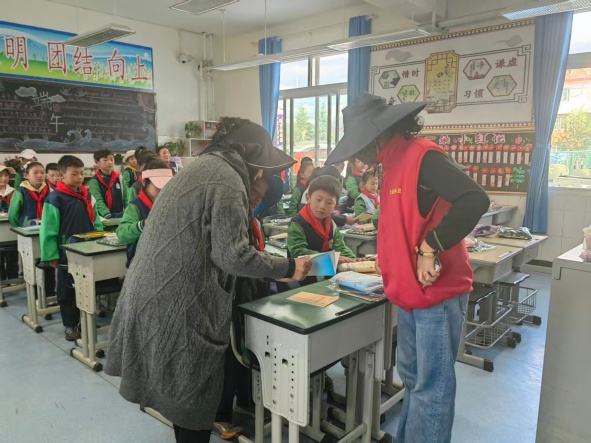 图片 图片